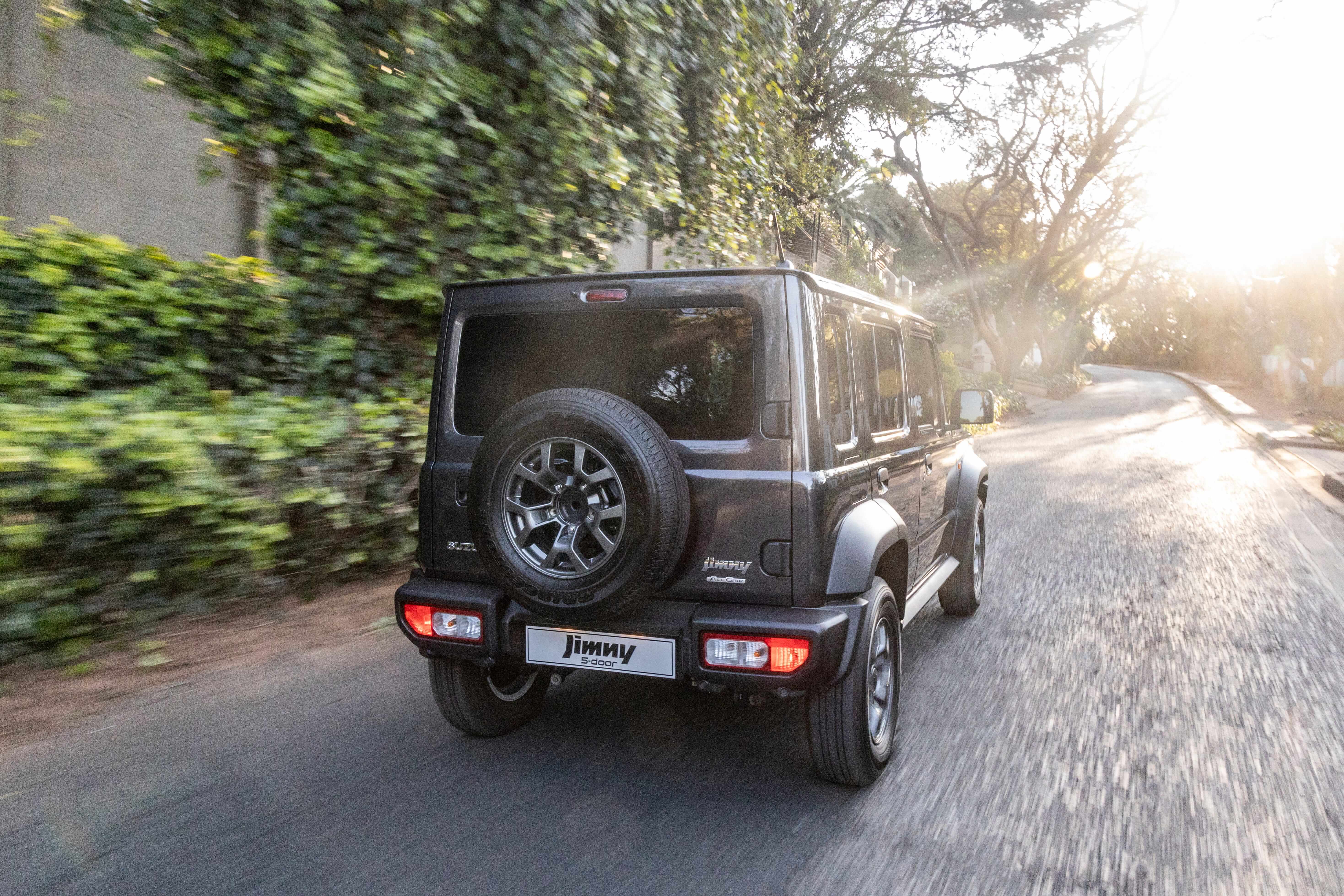 Pic 5 - Jimny-1