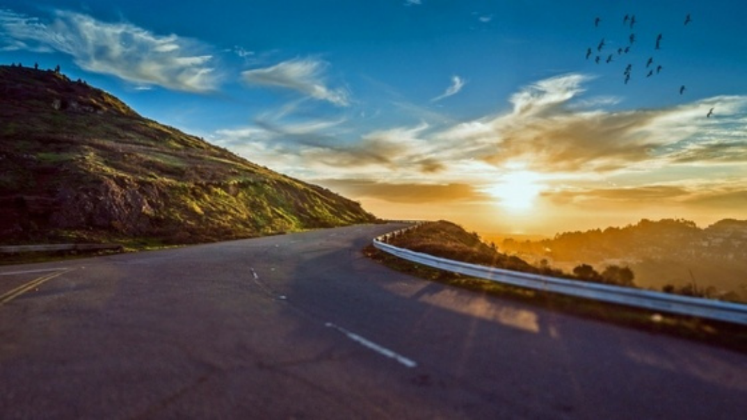 Update: 16 tips for a safe and cost effecient road trip [video]