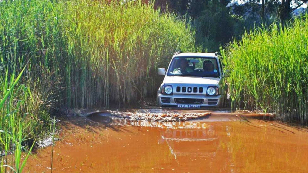 Off-road series with Alan Pepper: how to drive in deep water